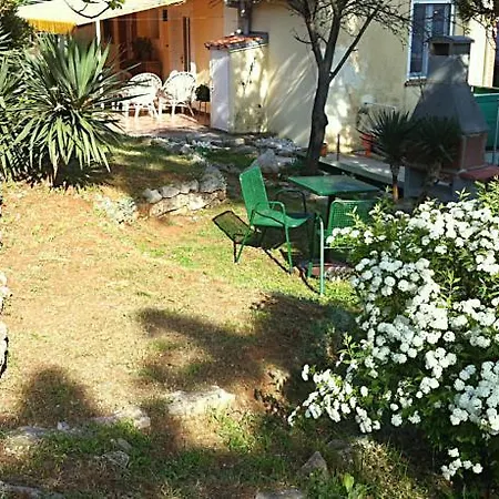 Apartment Bella *