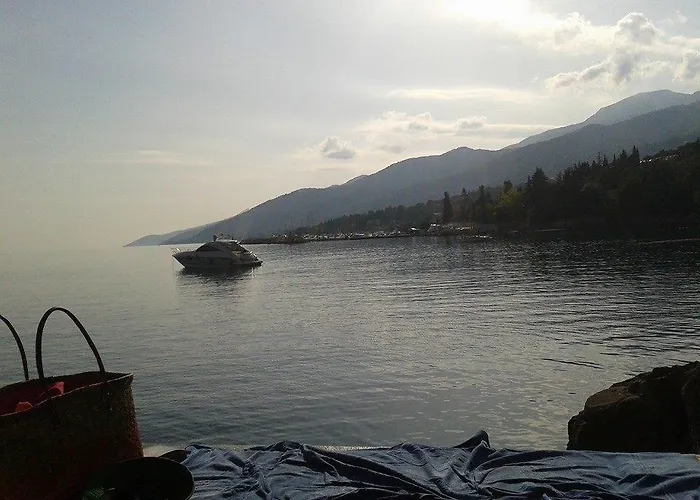 Appartement Bella 1 *